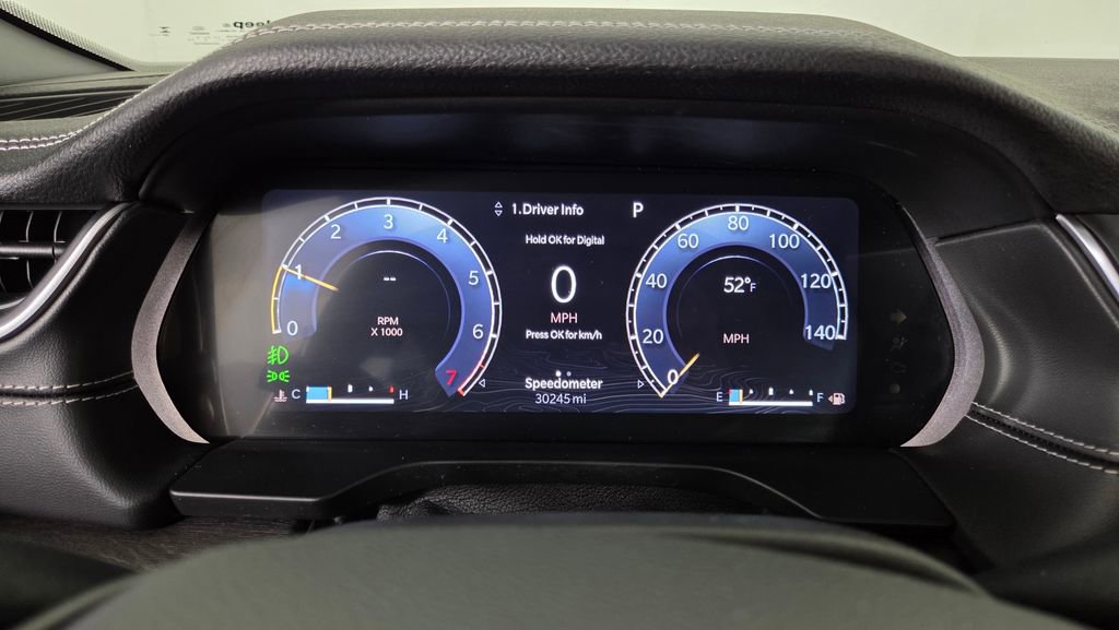 Used 2023 Jeep Grand Cherokee L Limited AWD/4WD image 26