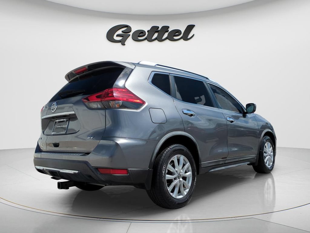 Used 2017 Nissan Rogue SV FWD image 5