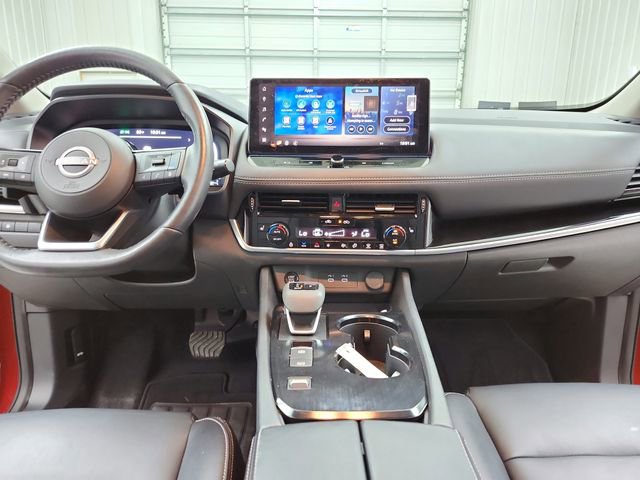 Used 2024 Nissan Rogue SL w/ SL Premium Package FWD image 29