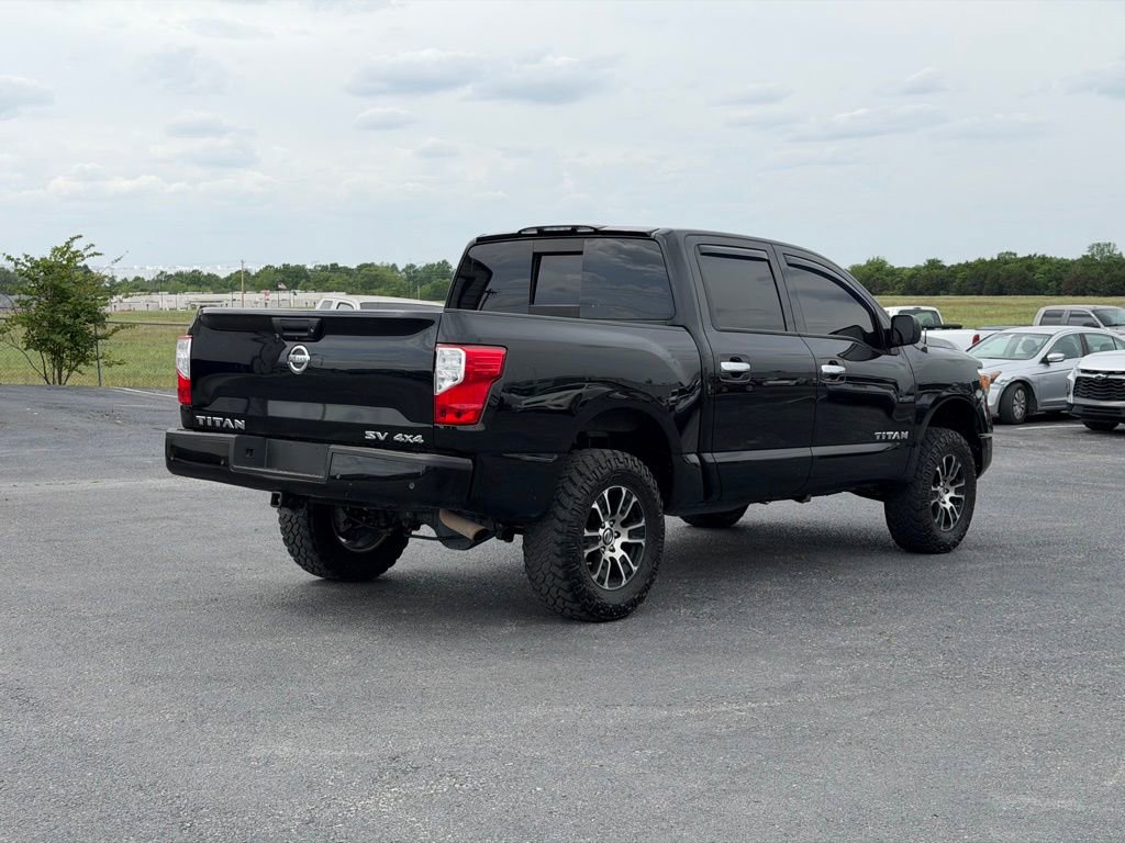 Used 2021 Nissan Titan SV AWD/4WD image 5