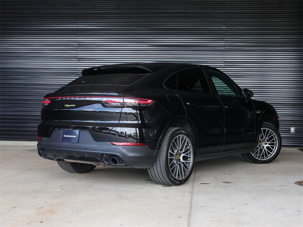 Certified 2023 Porsche Cayenne Platinum Edition image 7