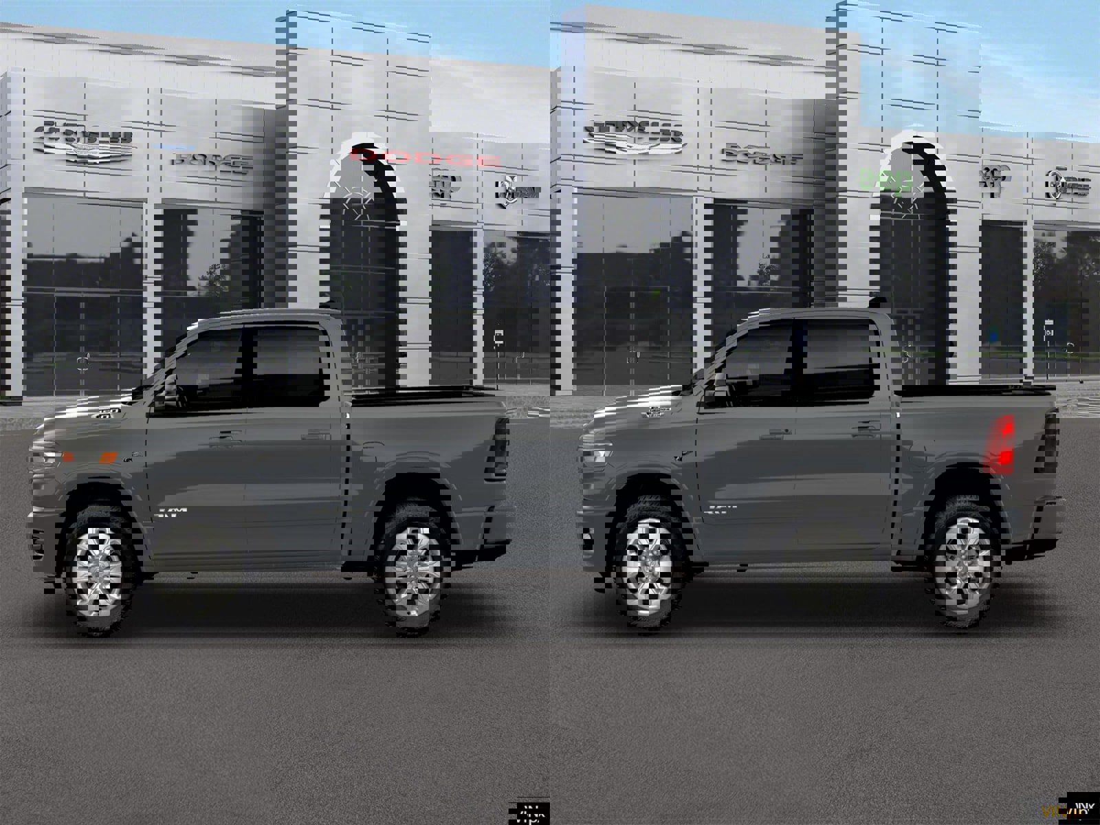 New 2026 RAM 1500 4x4 Crew Cab image 3