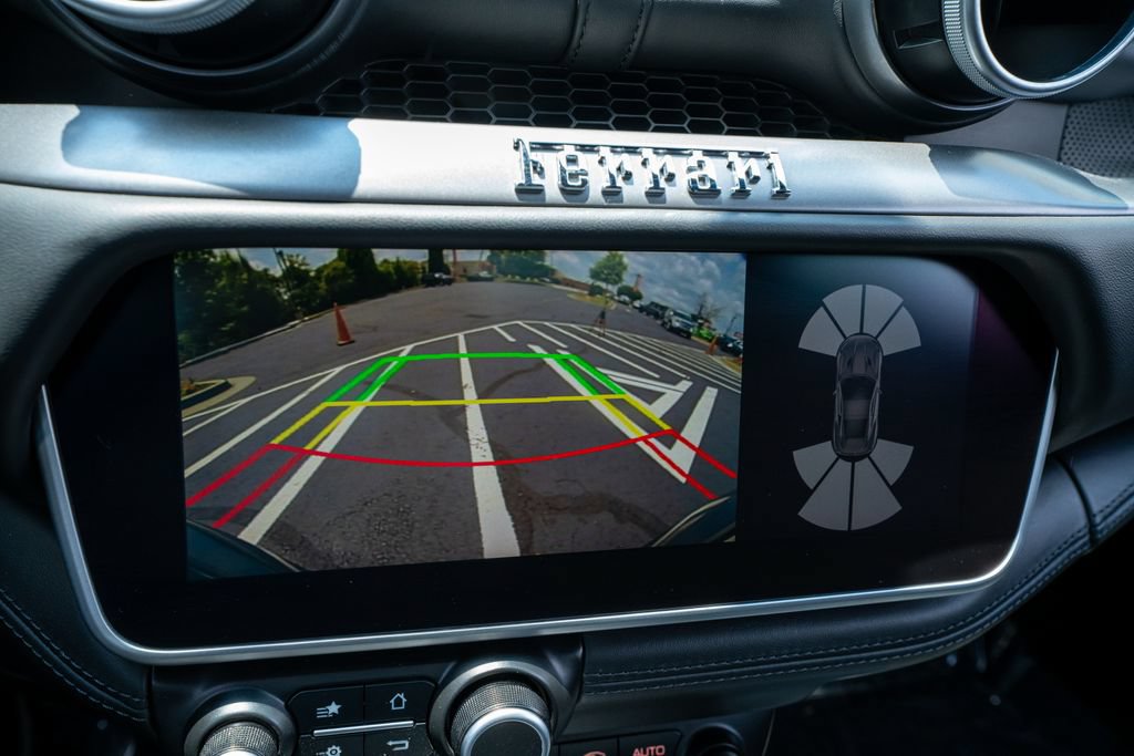 Used 2019 Ferrari Portofino RWD image 41