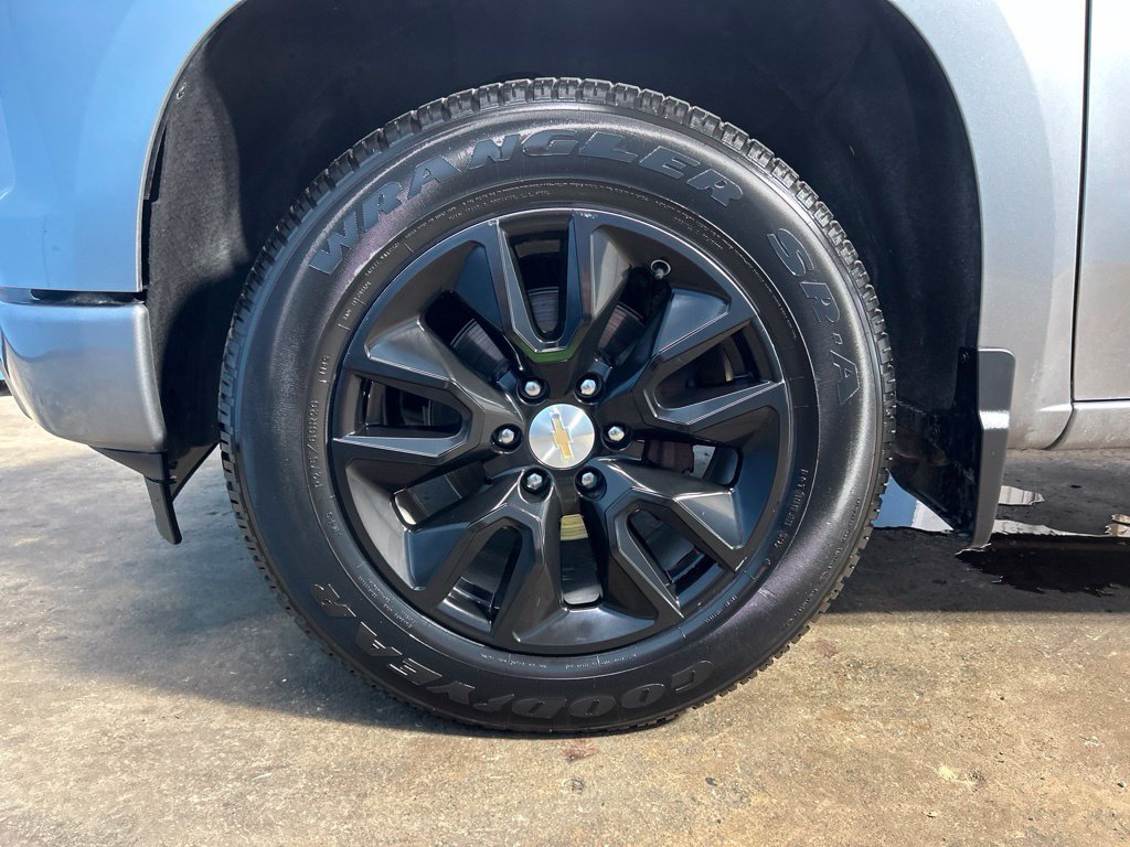 Used 2025 Chevrolet Silverado 1500 Custom RWD image 50