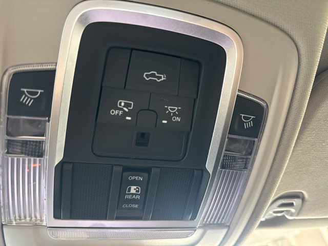Used 2022 RAM 1500 Laramie AWD/4WD image 50
