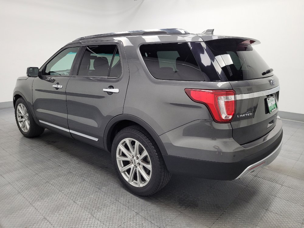 Used 2016 Ford Explorer Limited FWD image 3