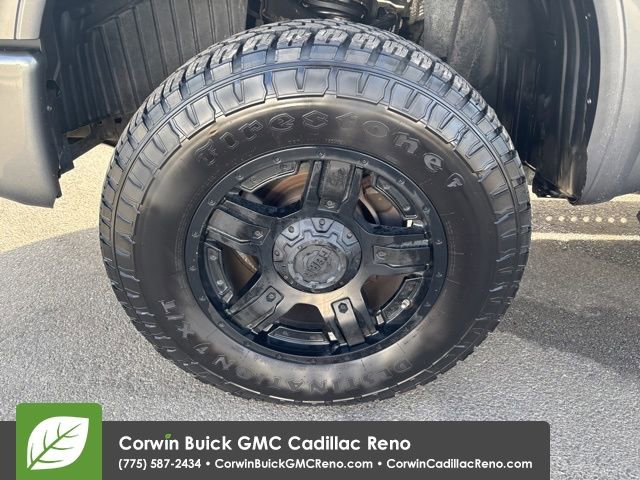 Used 2016 Nissan Titan PRO-4X image 29