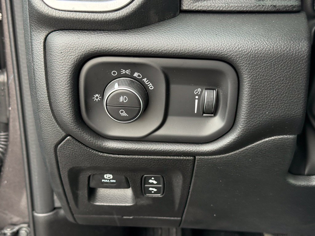 New 2026 RAM 1500 Big Horn w/ Night Edition AWD/4WD image 18