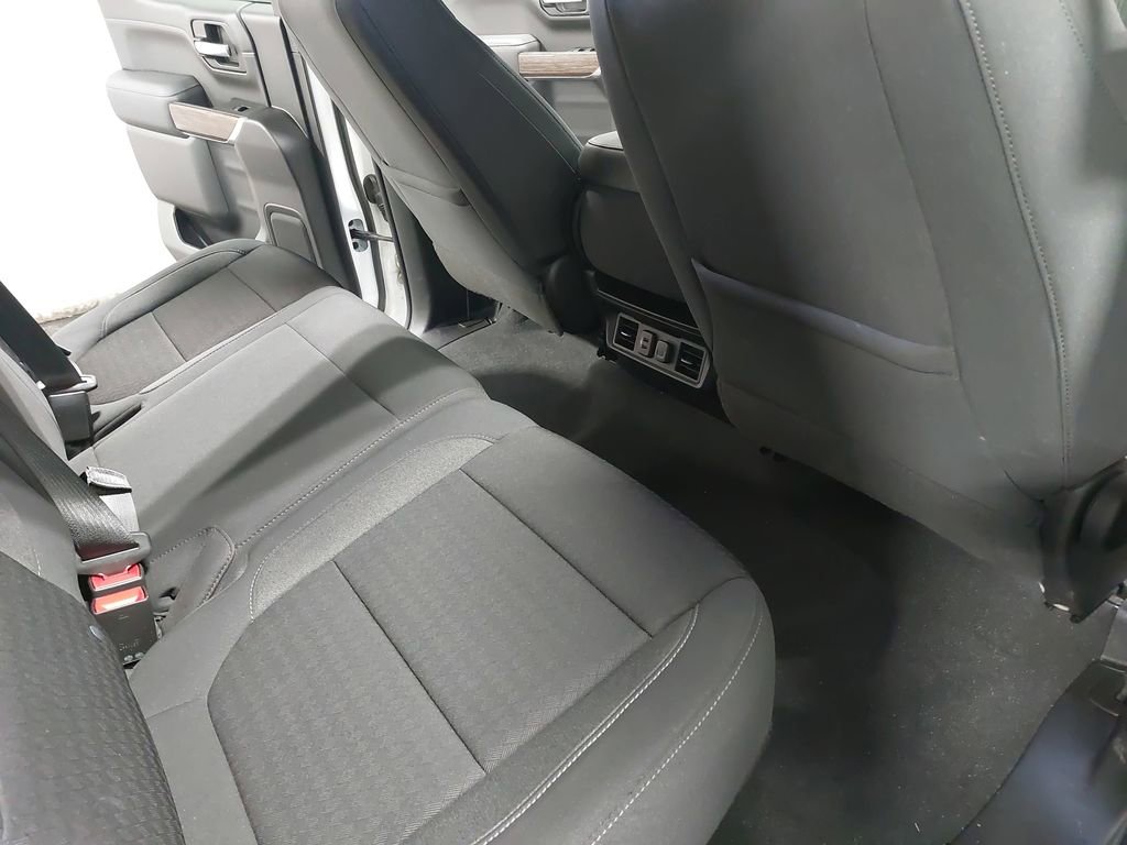 Used 2022 GMC Sierra 1500 SLE image 11