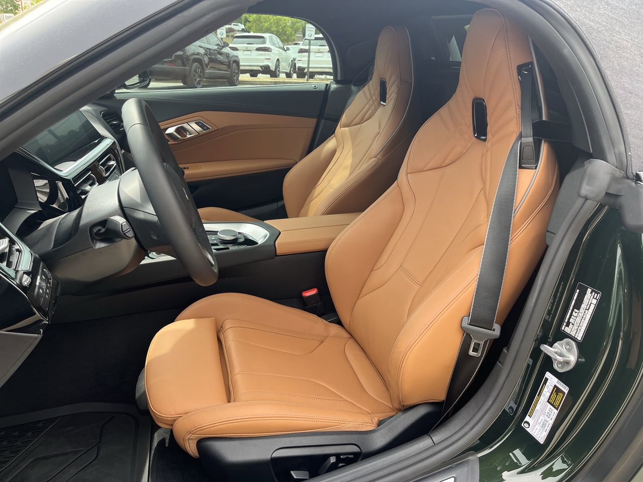 Certified 2025 BMW Z4 M40i w/ Edition RWD image 14