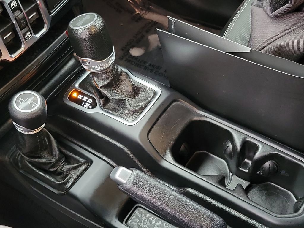 Certified 2020 Jeep Wrangler Unlimited Sport image 12