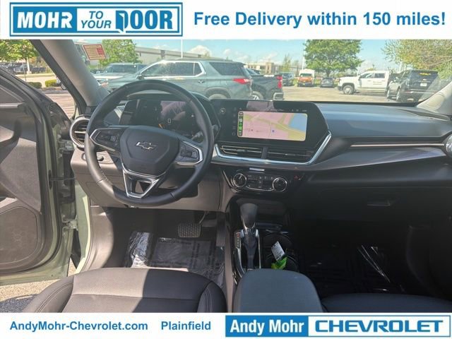 Used 2025 Chevrolet Trax ACTIV w/ Sunroof Package image 34