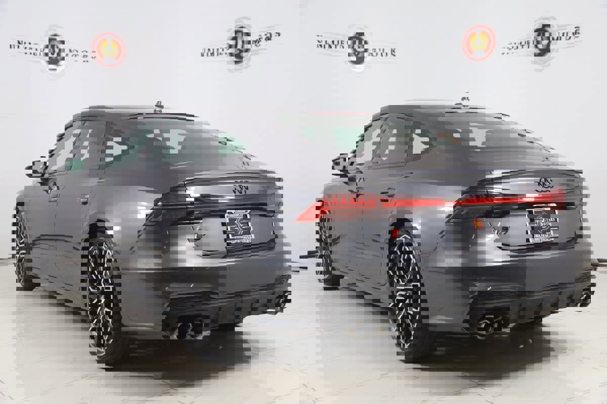 Used 2022 Audi S7 Prestige w/ Prestige Package image 4