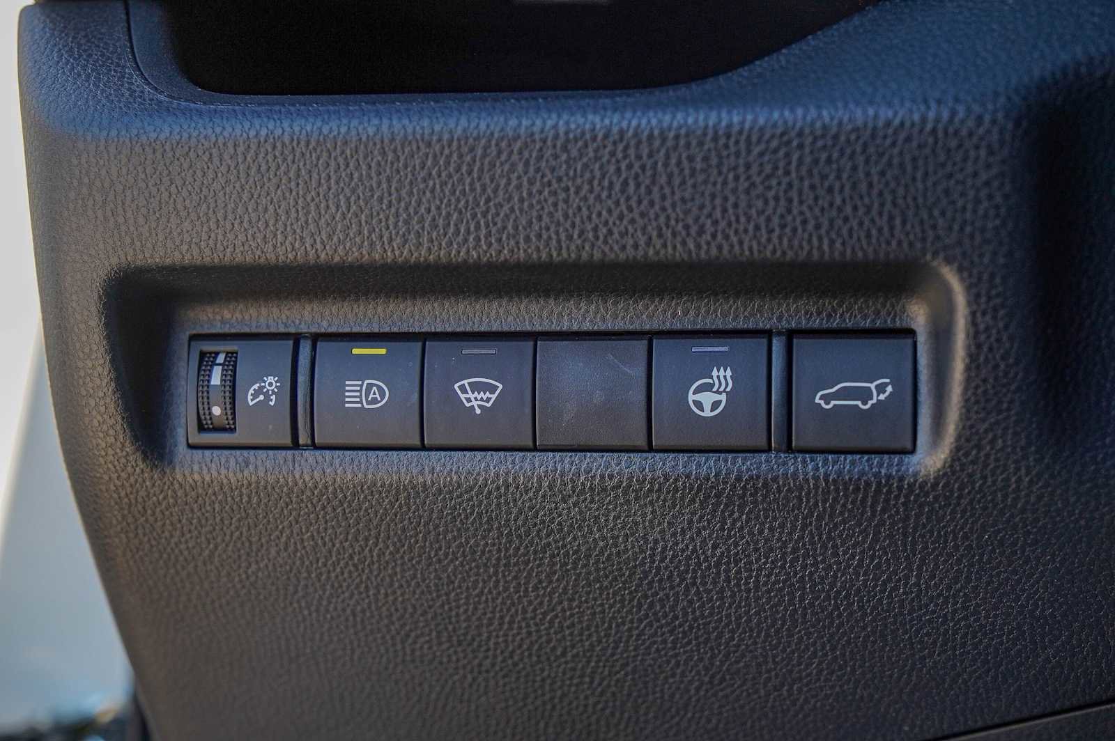 Used 2022 Toyota RAV4 XSE image 21