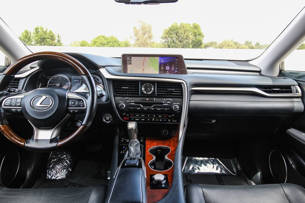 Used 2018 Lexus RX 350L FWD image 12