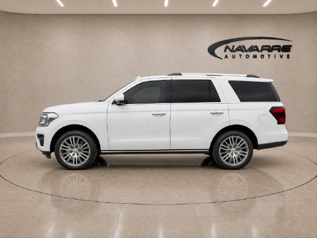 Used 2024 Ford Expedition Limited RWD image 3