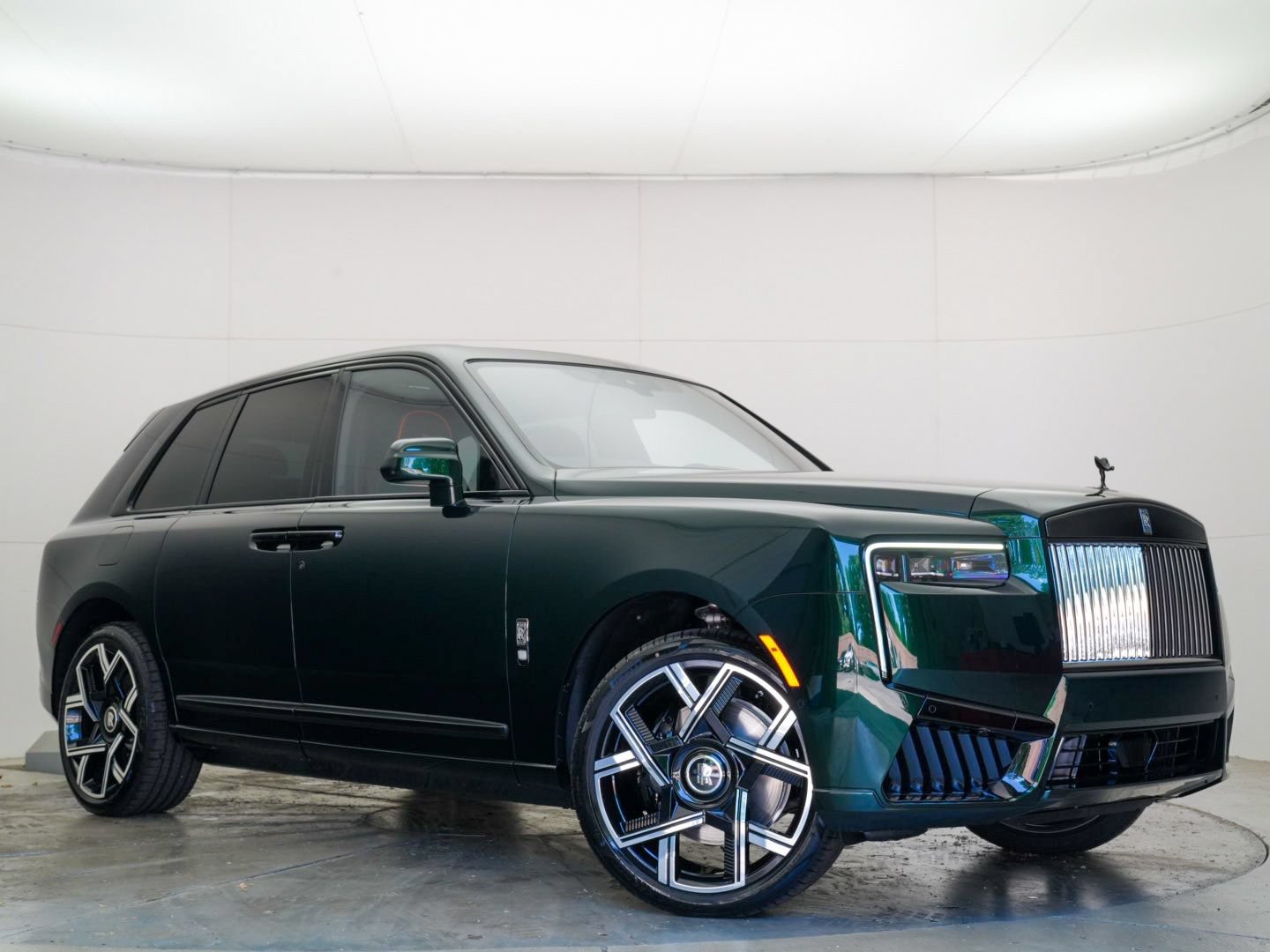 New 2027 Rolls-Royce Cullinan Black Badge