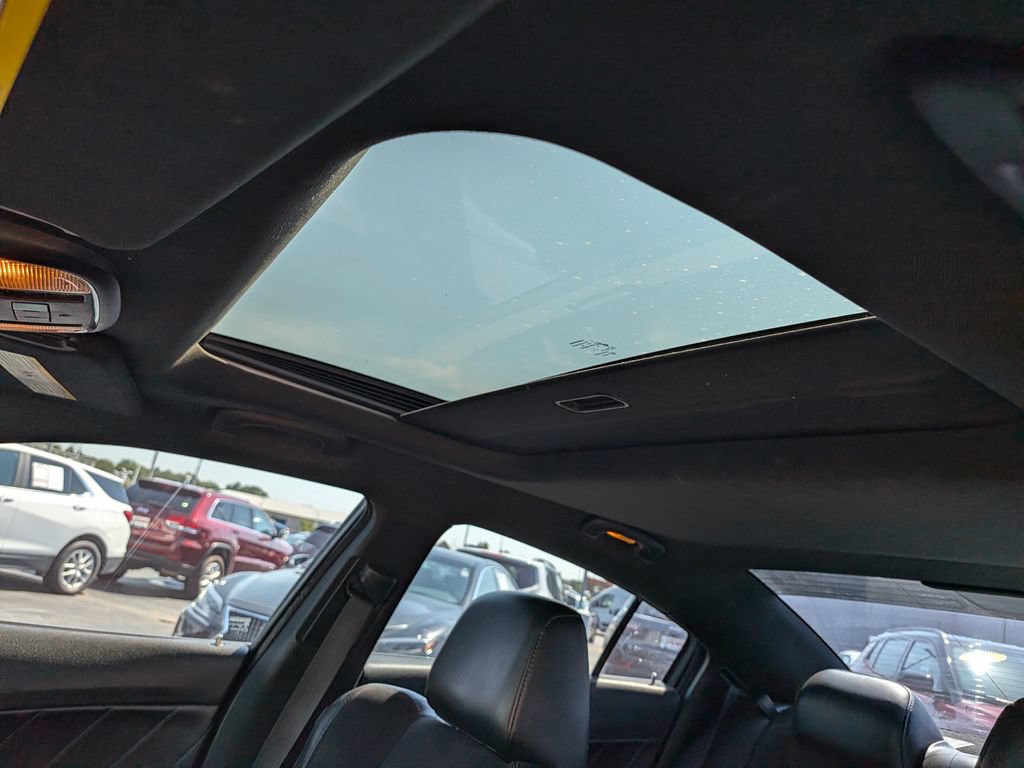 Used 2016 Dodge Charger R/T RWD image 16