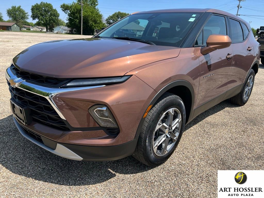 Used 2023 Chevrolet Blazer LT w/ Driver Confidence Package image 1