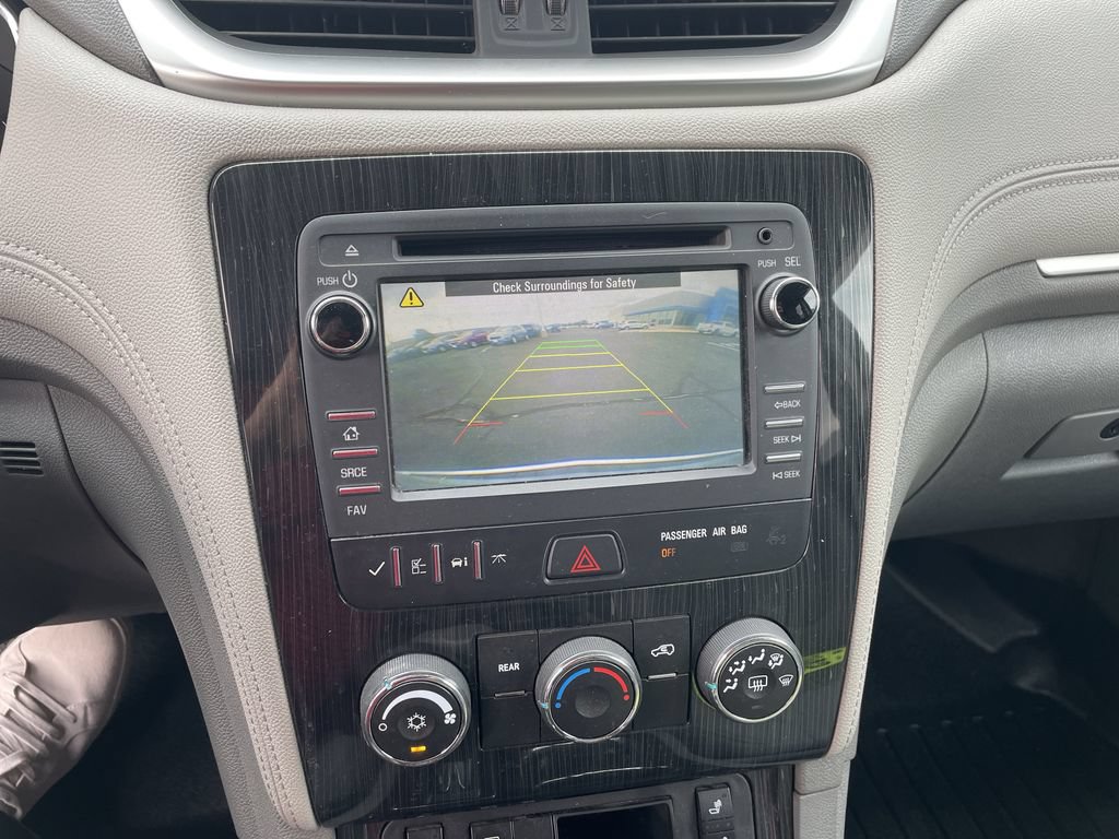 Used 2017 Chevrolet Traverse LT AWD/4WD image 13