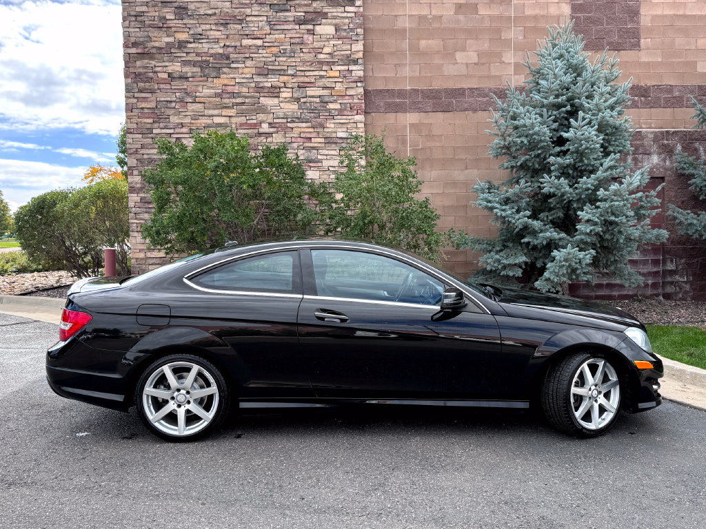 Used 2015 Mercedes-Benz C 250 Coupe image 6