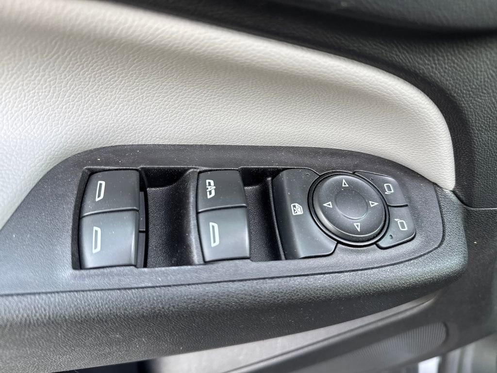 Used 2019 Chevrolet Equinox LT image 12