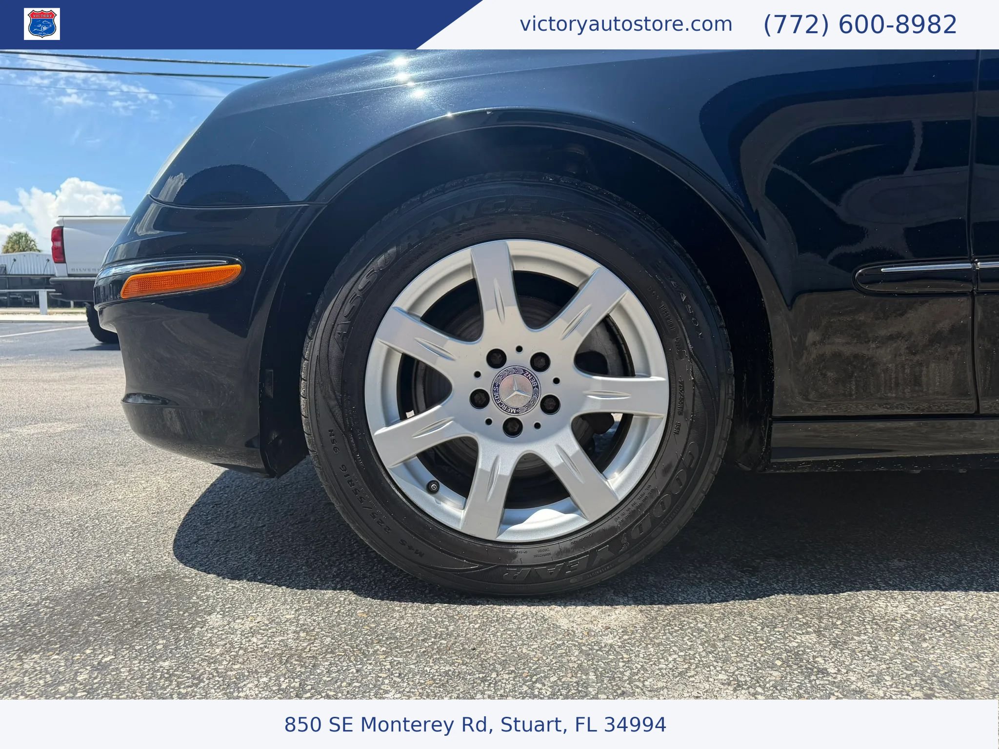 Used 2009 Mercedes-Benz E 320 BlueTEC Sedan image 33
