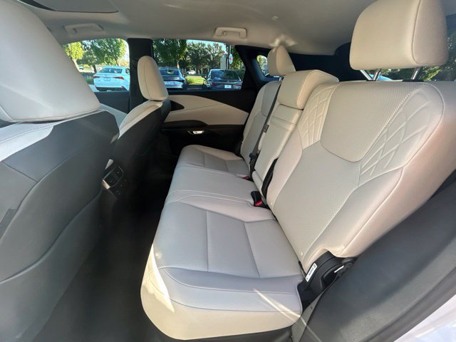 Used 2024 Lexus RX 350 AWD image 18