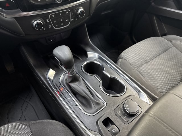 Used 2024 Chevrolet Traverse LT image 24