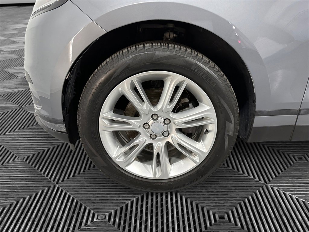 Used 2024 Land Rover Range Rover Velar S image 14