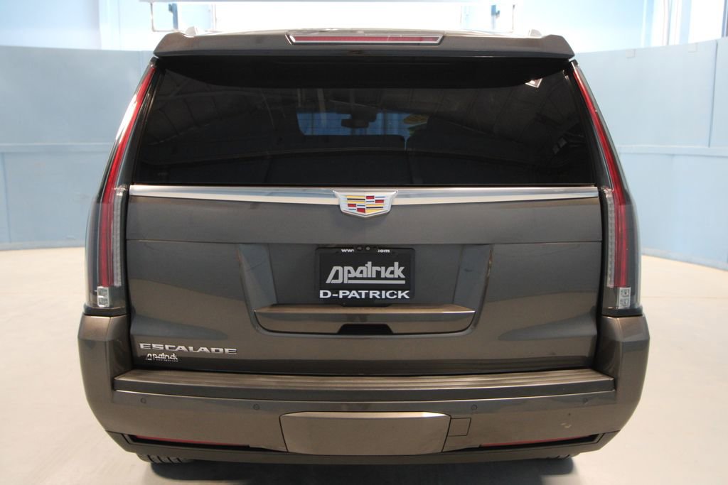 Used 2020 Cadillac Escalade Luxury image 37