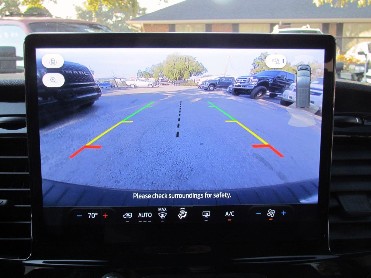 Used 2023 Ford Transit 350 XLT image 40