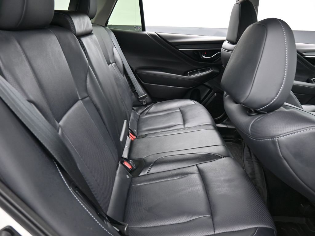 Used 2024 Subaru Outback Limited image 17