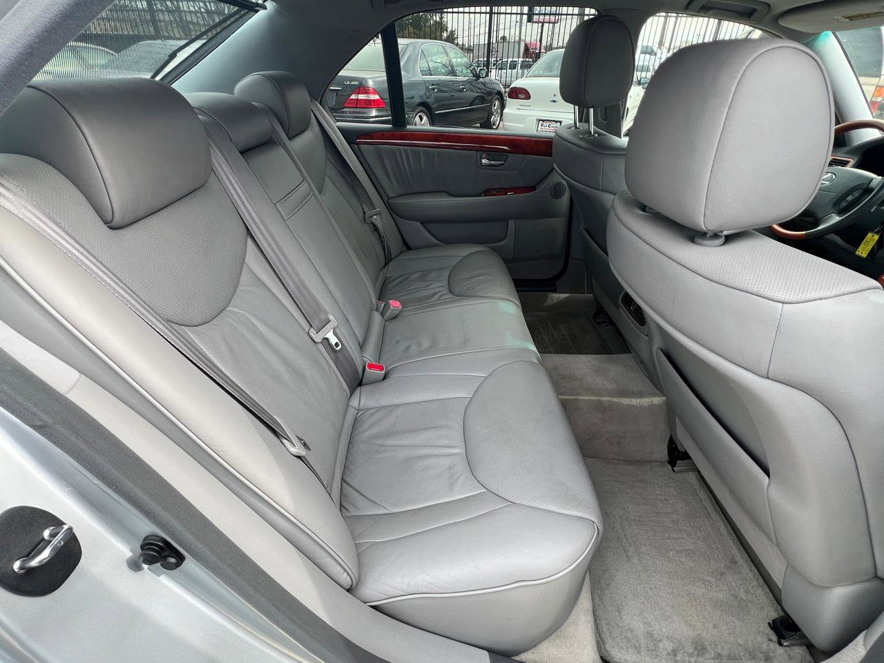 Used 2005 Lexus LS 430 image 46
