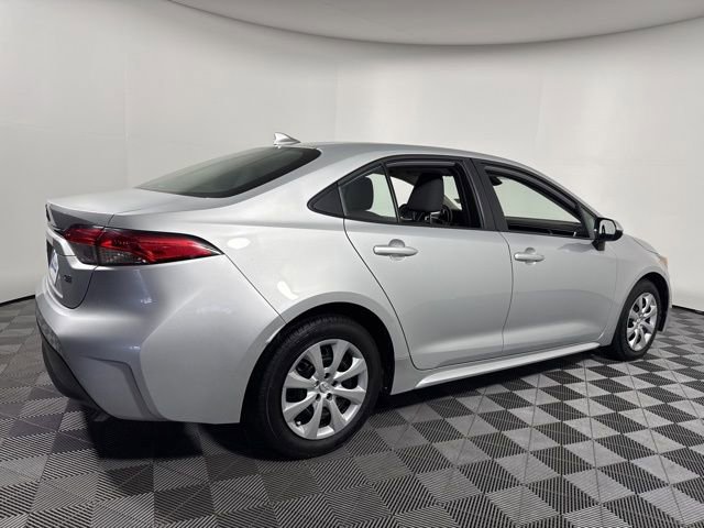 Used 2023 Toyota Corolla LE image 7