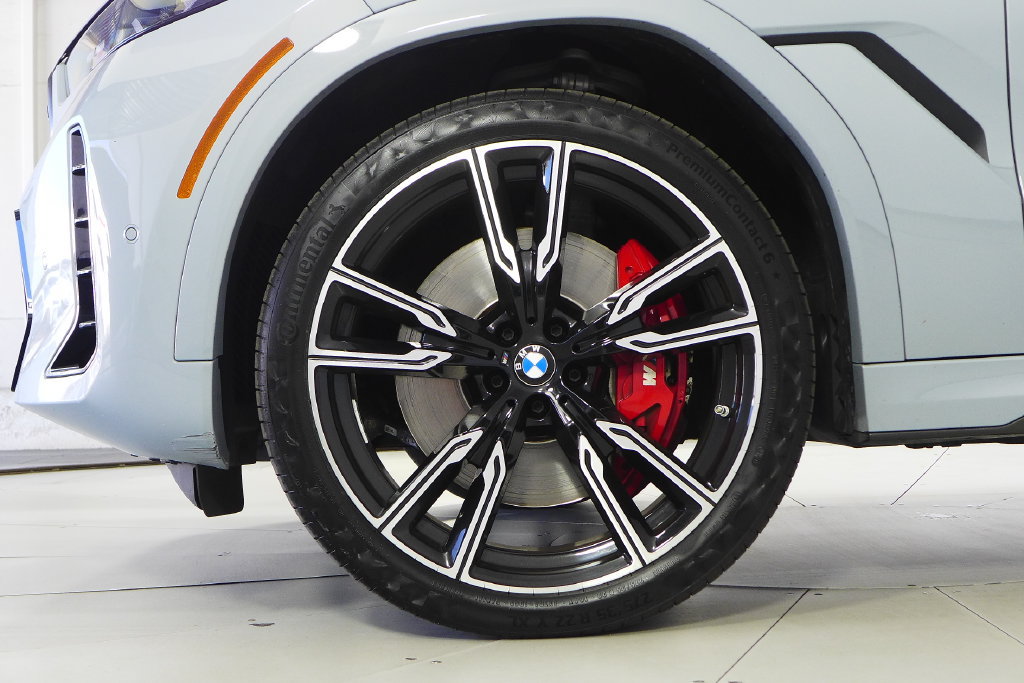 Used 2024 BMW X6 M60i w/ Executive Package AWD/4WD image 5