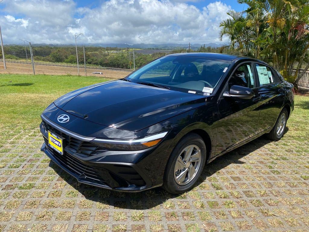 New 2026 Hyundai Elantra SE FWD image 21