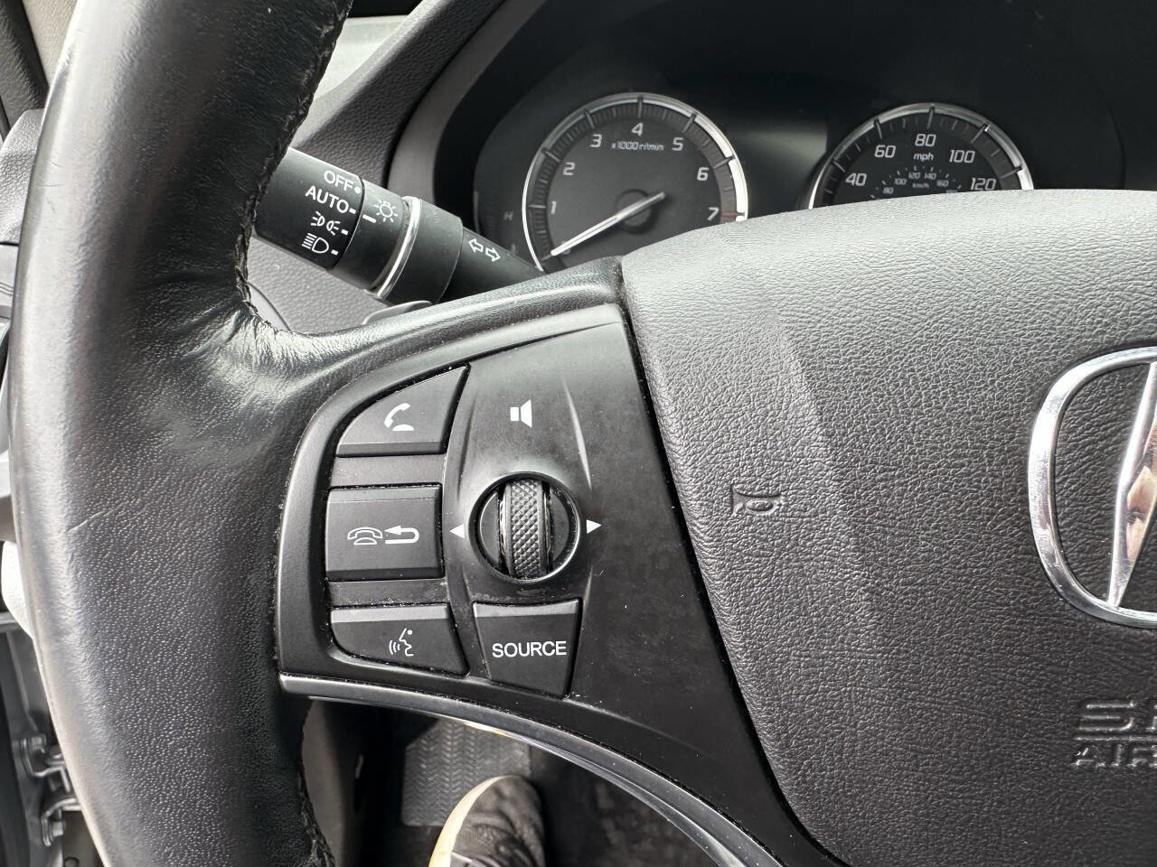 Used 2017 Acura MDX SH-AWD image 22