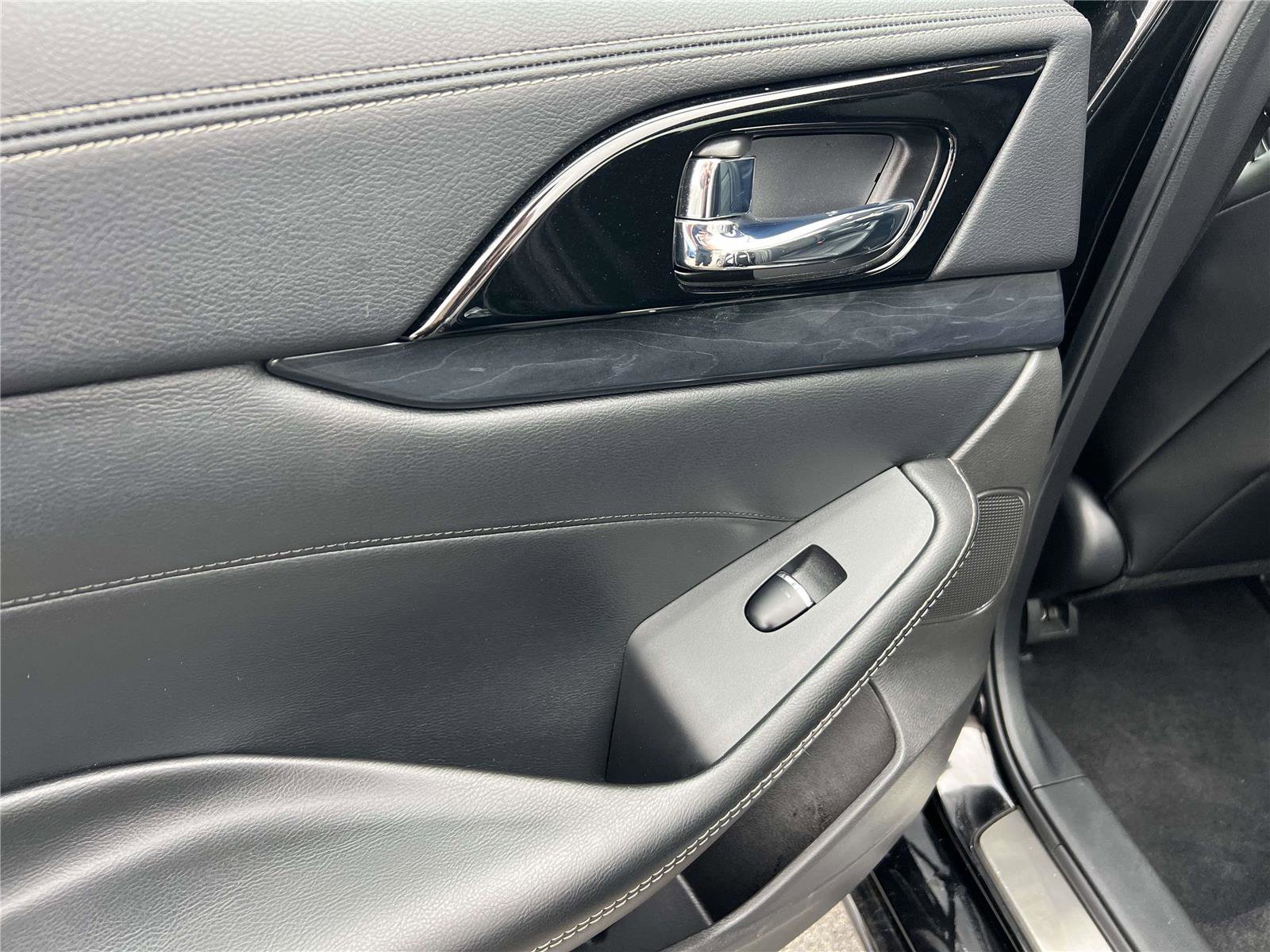 Certified 2023 Nissan Maxima Platinum w/ Sport Mat Group image 17