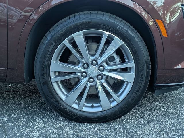 Certified 2023 Cadillac XT6 Premium Luxury FWD image 11