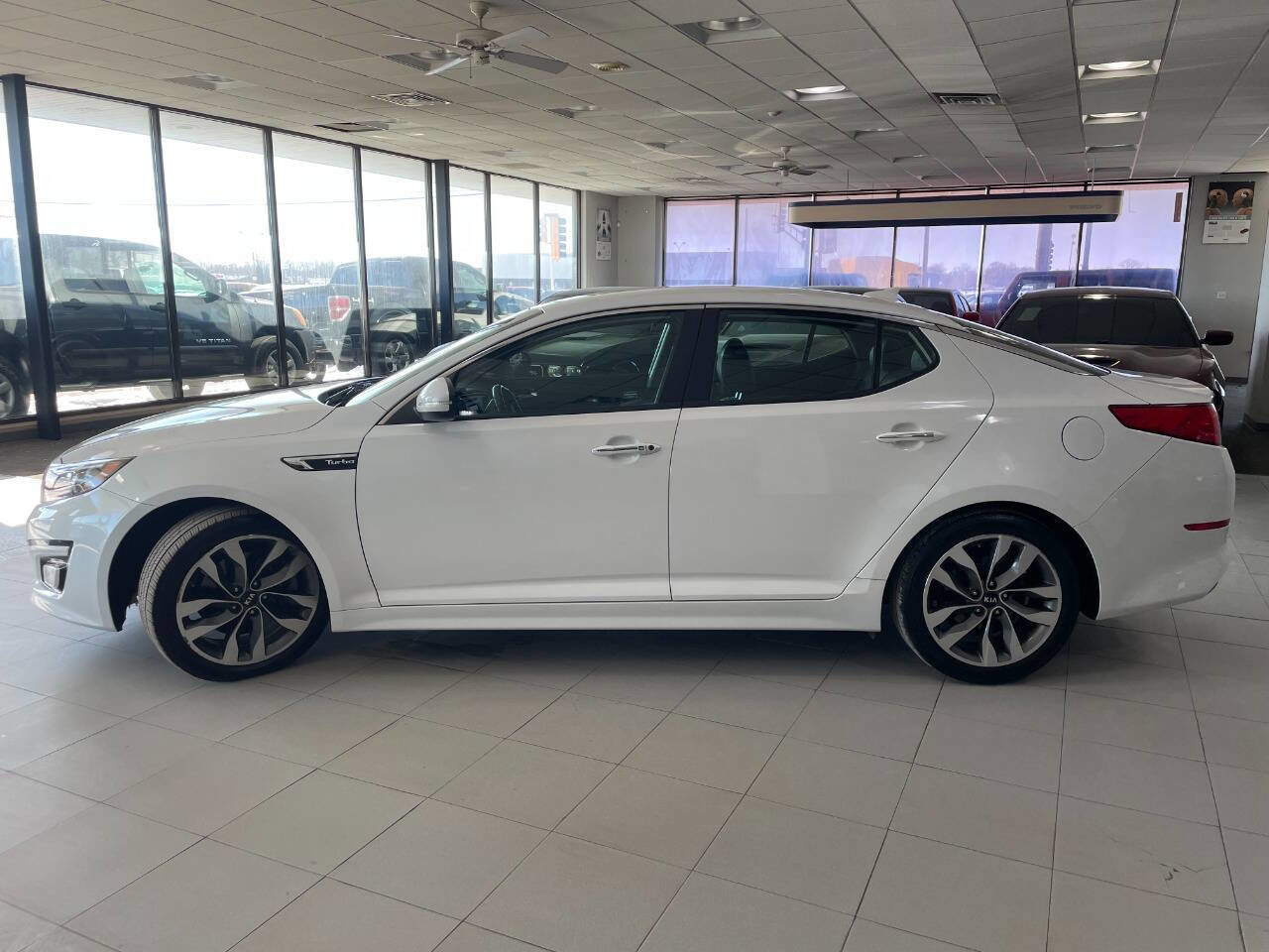 Used 2015 Kia Optima SX image 4
