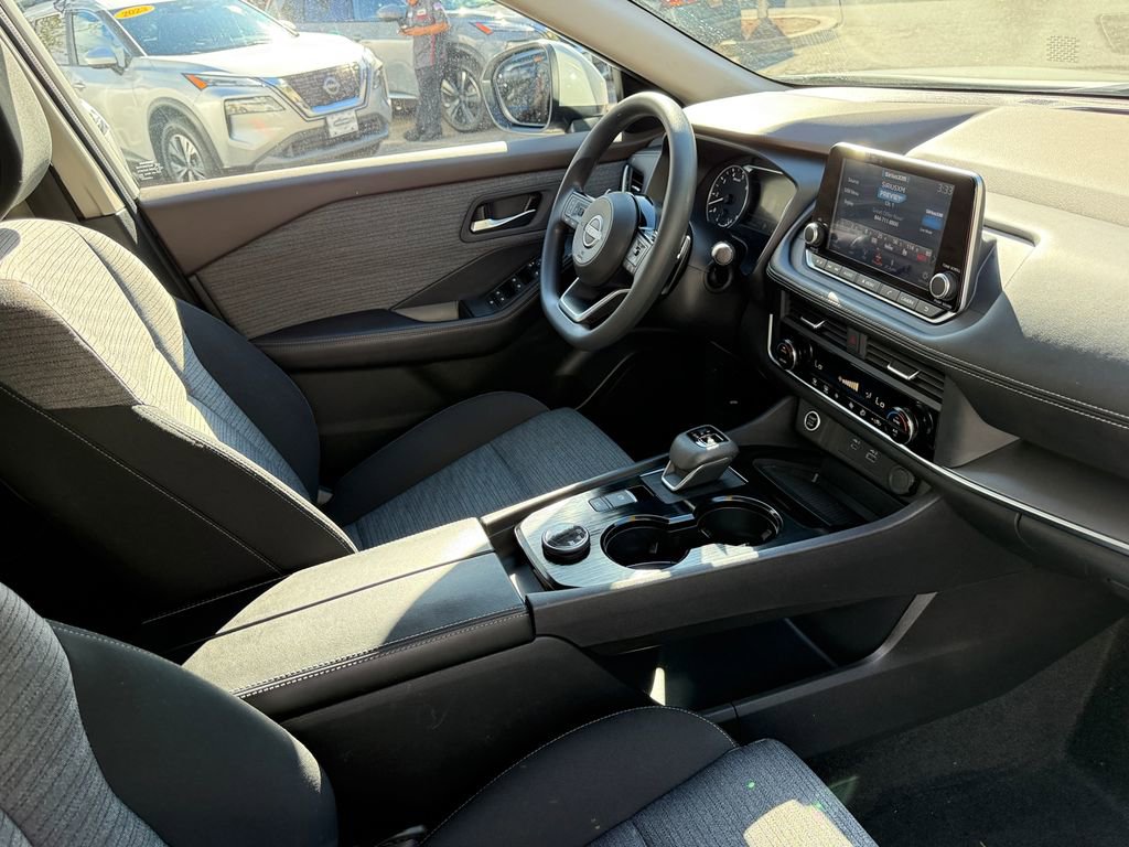 Used 2023 Nissan Rogue SV AWD/4WD image 27