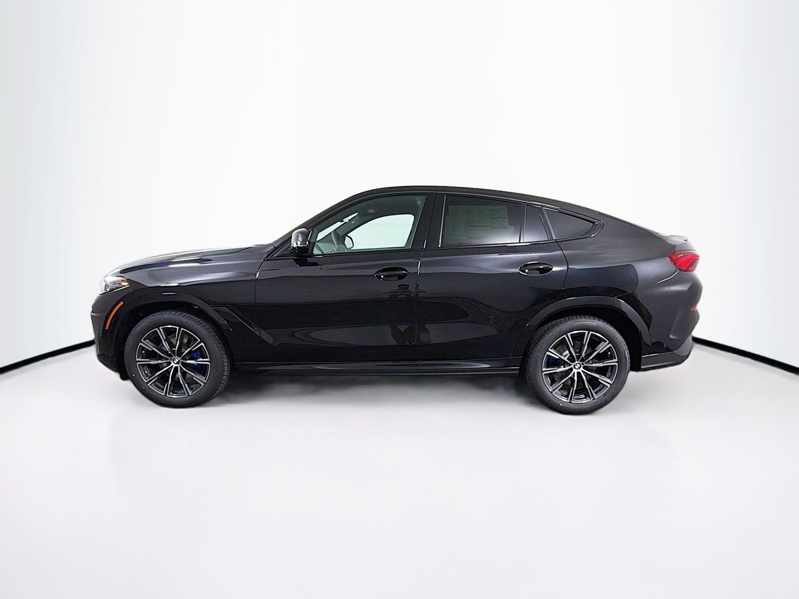 New 2027 BMW X6 xDrive40i w/ Executive Package AWD/4WD image 4