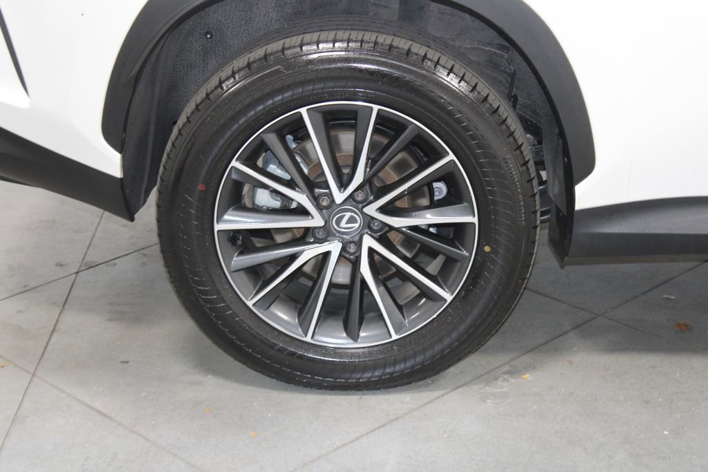 Used 2024 Lexus NX 350h AWD image 13