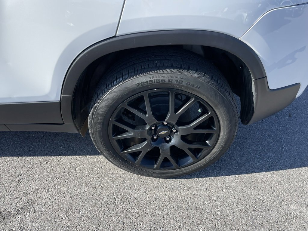 Used 2022 Chevrolet Trax LT w/ Sport Edition image 27