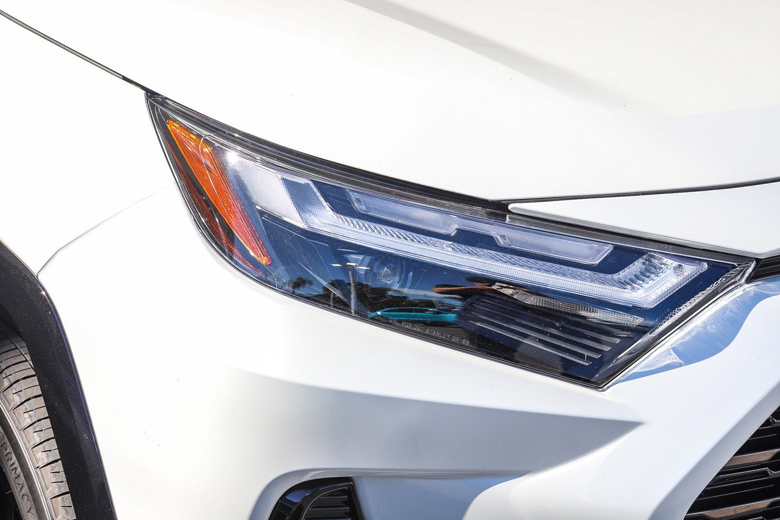 Used 2025 Toyota RAV4 SE image 5