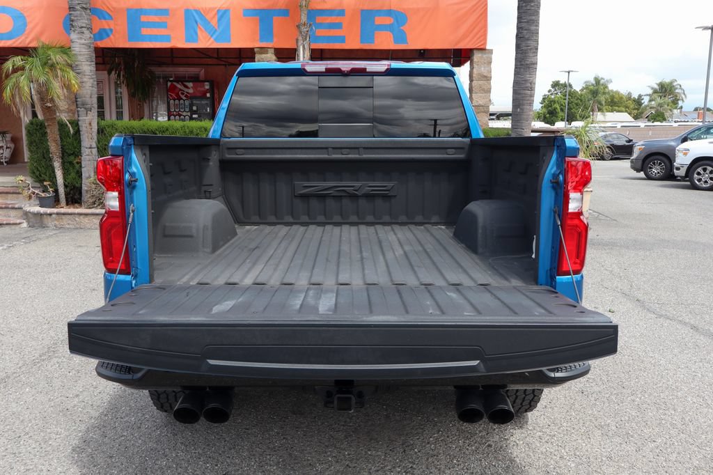 Used 2022 Chevrolet Silverado 1500 ZR2 AWD/4WD image 9