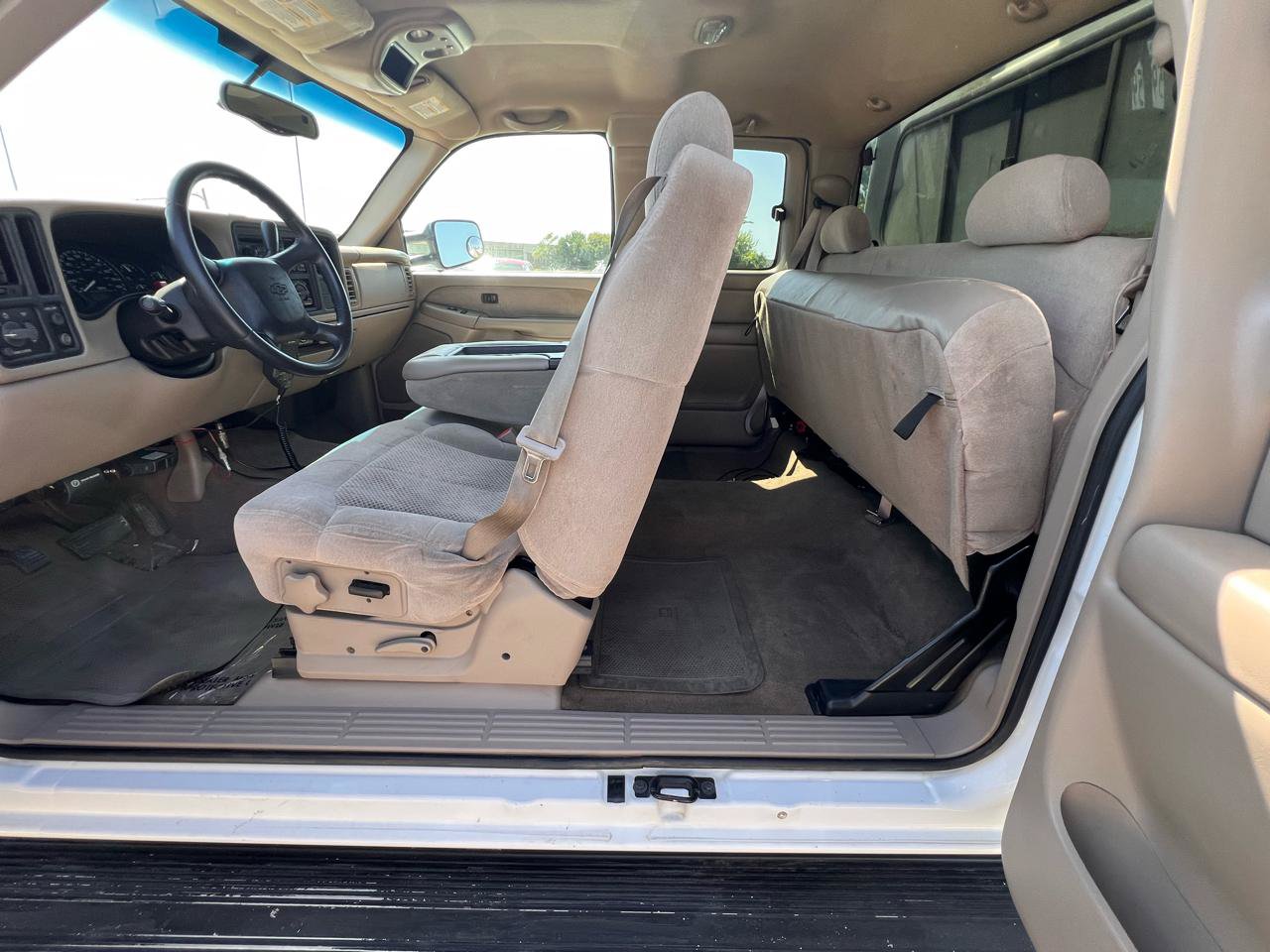 Used 2002 Chevrolet Silverado 2500 LS w/ Electrical Convenience Pkg RWD image 48