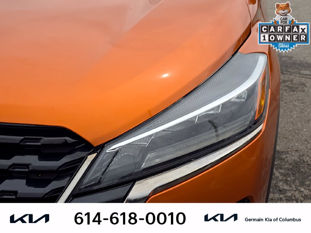 Used 2021 Nissan Kicks SR w/ SR Premium Package FWD image 14