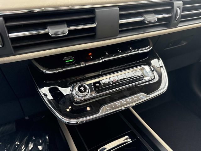 New 2026 Lincoln Corsair Premiere image 30